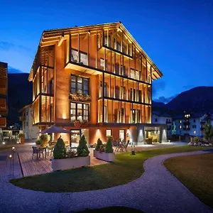 Roberta Alpine Hotel